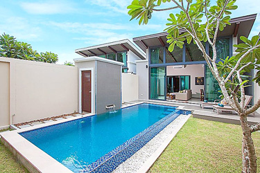 Pool, Fish Pond and Garden Area